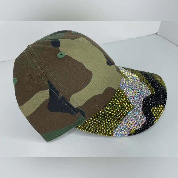 Custom bling camouflage cap - Picture 2 of 4